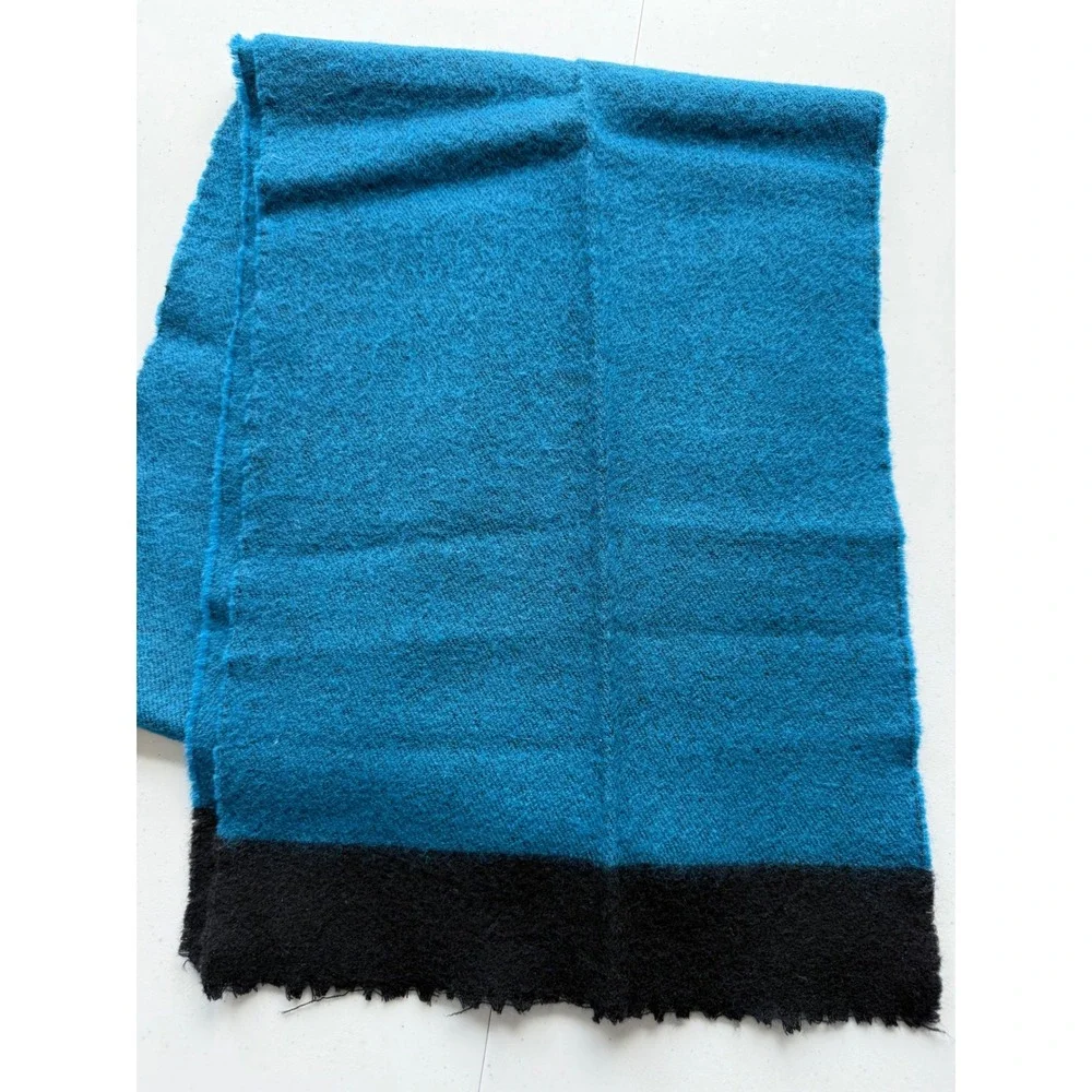 Vtg Honey Collection 100% Wool Scarf Blue Green Back  Reversible Made in Japan